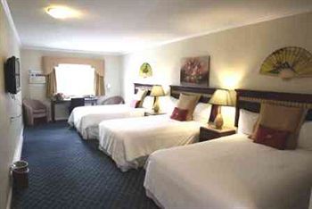 The Revelstoke Gateway Inn Екстериор снимка